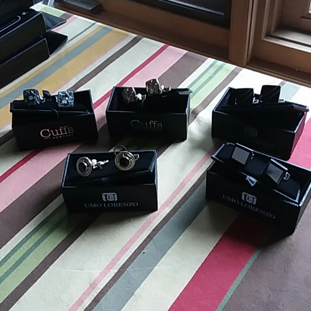 5pr NIB Men's Cufflinks
